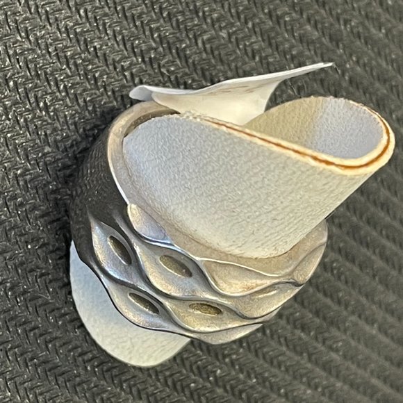 Breuning Sterling Silver Ring - Picture 3 of 3